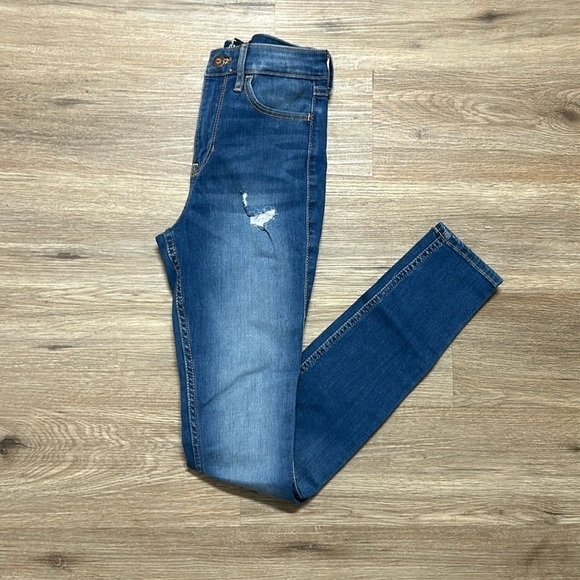 Hollister Denim - HOLLISTER High-Rise Skinny Jeans